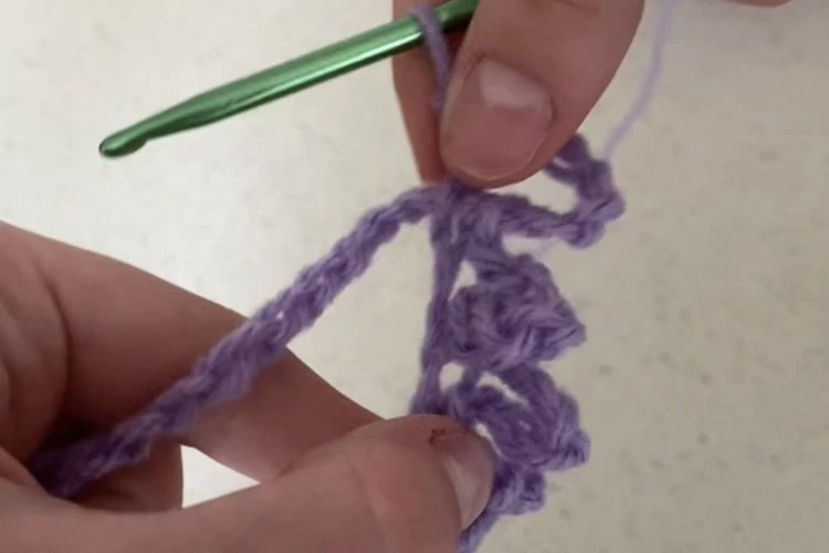Step 3 - Petal loops